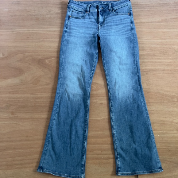 American Eagle Kick Boot wide leg jeans Women's size 8 US Reg medium wash AEO - Picture 8 of 8